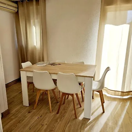 Apartment Familiar En Triana