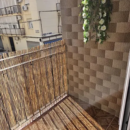 Familiar En Triana Apartment